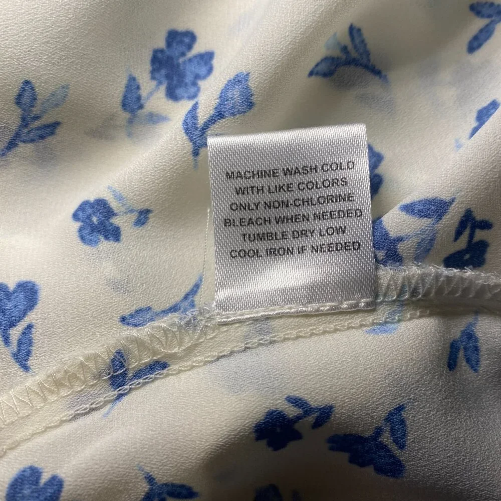 41 Hawthorn Lexie Pleated Blouse Womens XL White Blue Floral Flowy Career EUC - Picture 5 of 9